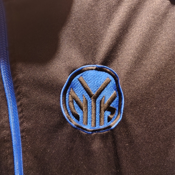 New York Knicks Adidas Black Vibe Full Zip Track Jacket Men's Size Large - Picture 6 of 11